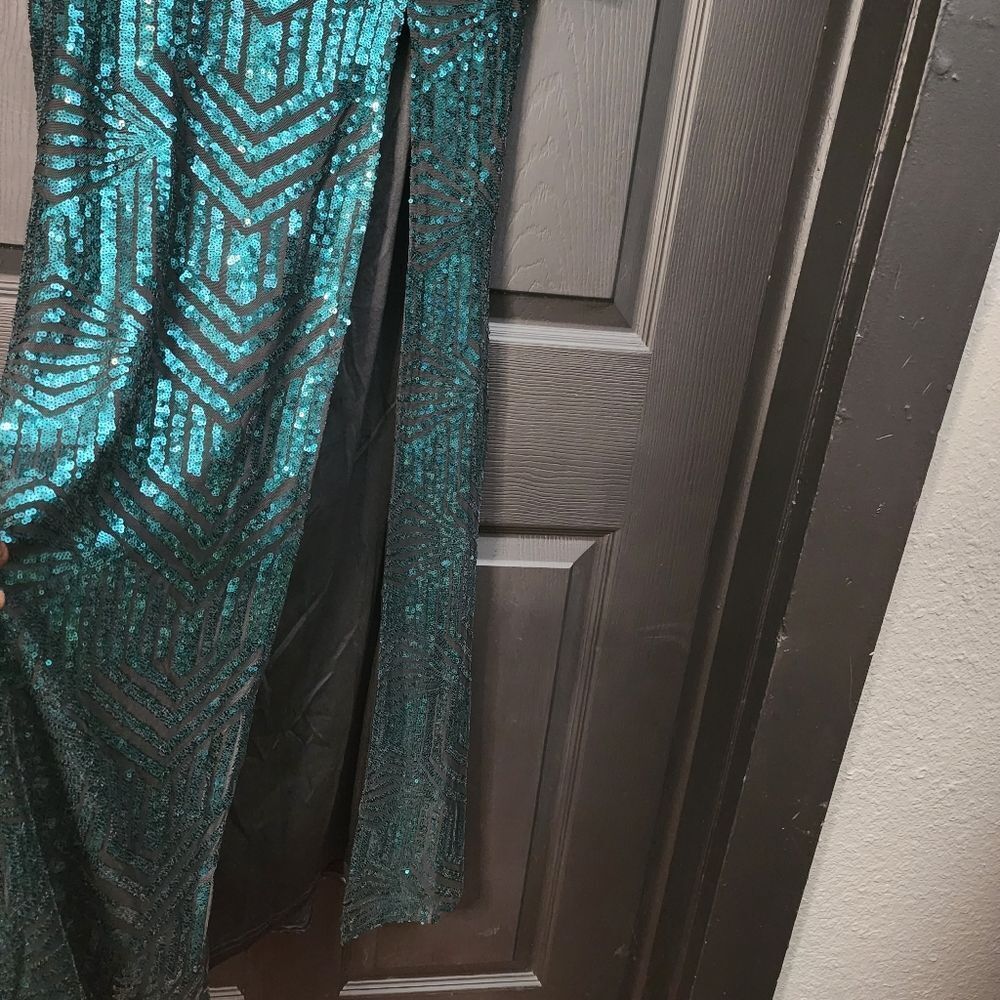 Lulus 'Dazzling Magic' Teal and Black Sequin Strapless Maxi Dress - Picture 8 of 16